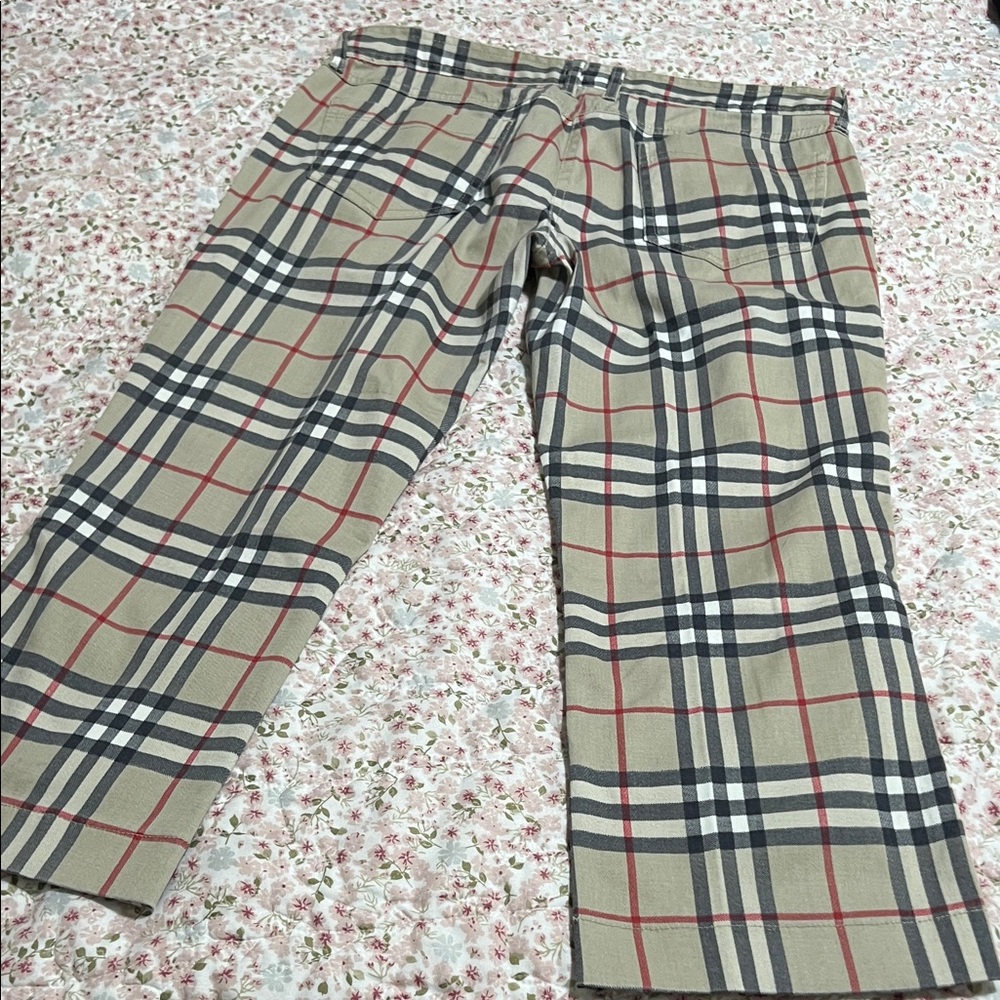 Burberry Beige Plaid Women's Chinos with Black & Red Checks - Picture 5 of 8